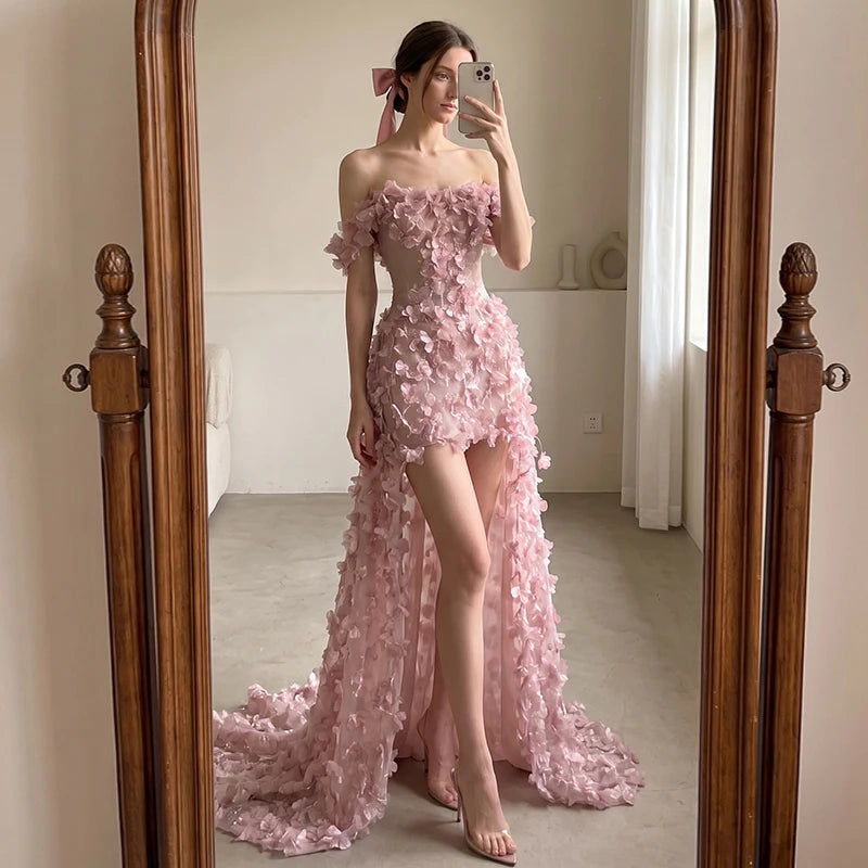 Vestido de Fiesta Rosa Hombros Caídos — Cola de Tul con Flores 3D