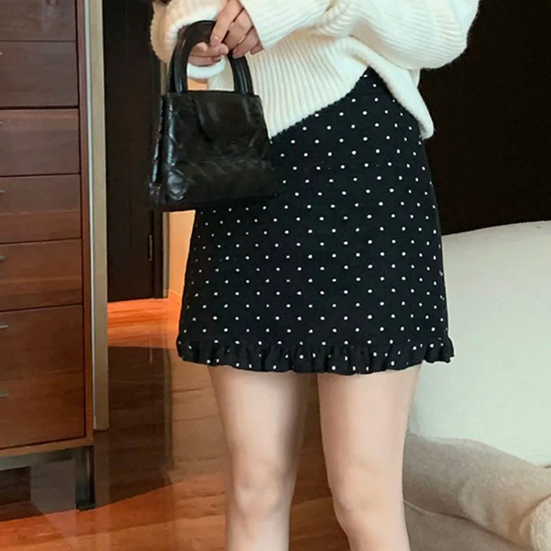 Falda Mini de Lunares con Volados — Estilo Coreano