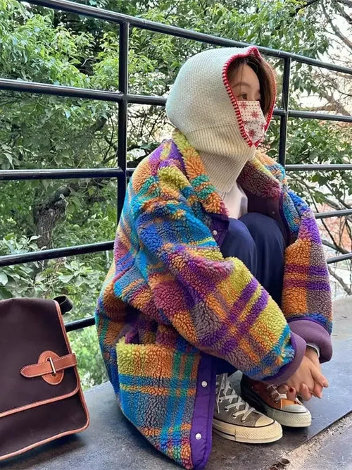Abrigo Polar a Cuadros — Calidez Vintage