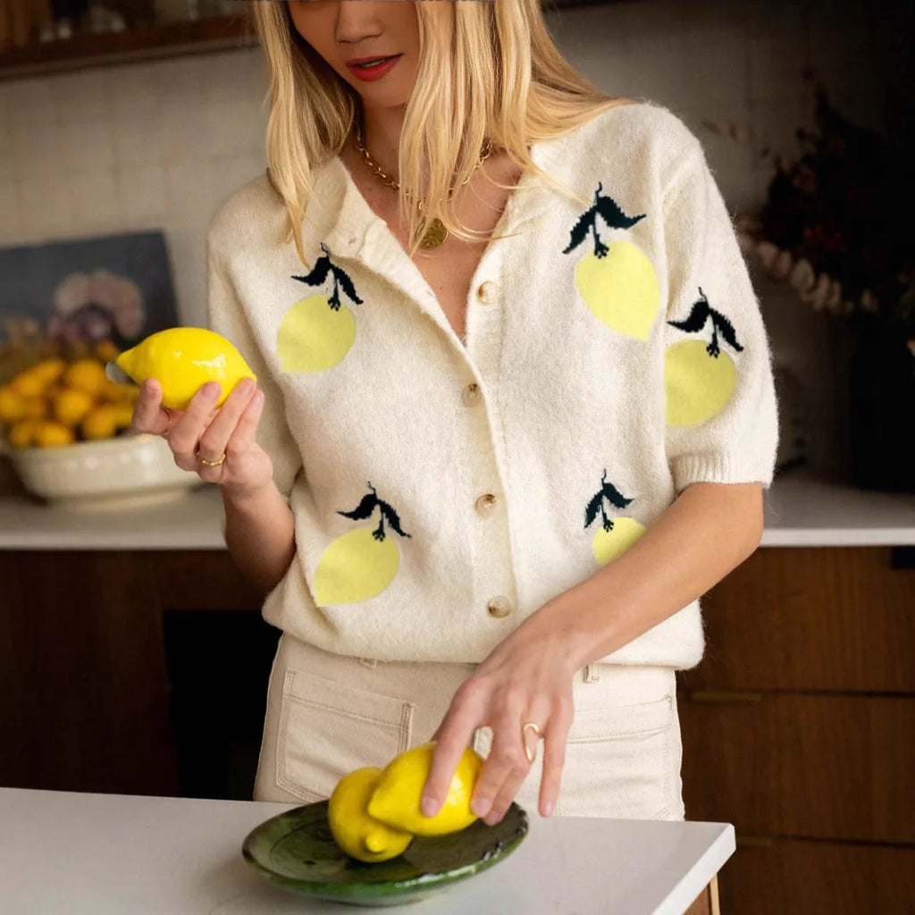 Cárdigan Corto con Estampado de Limones