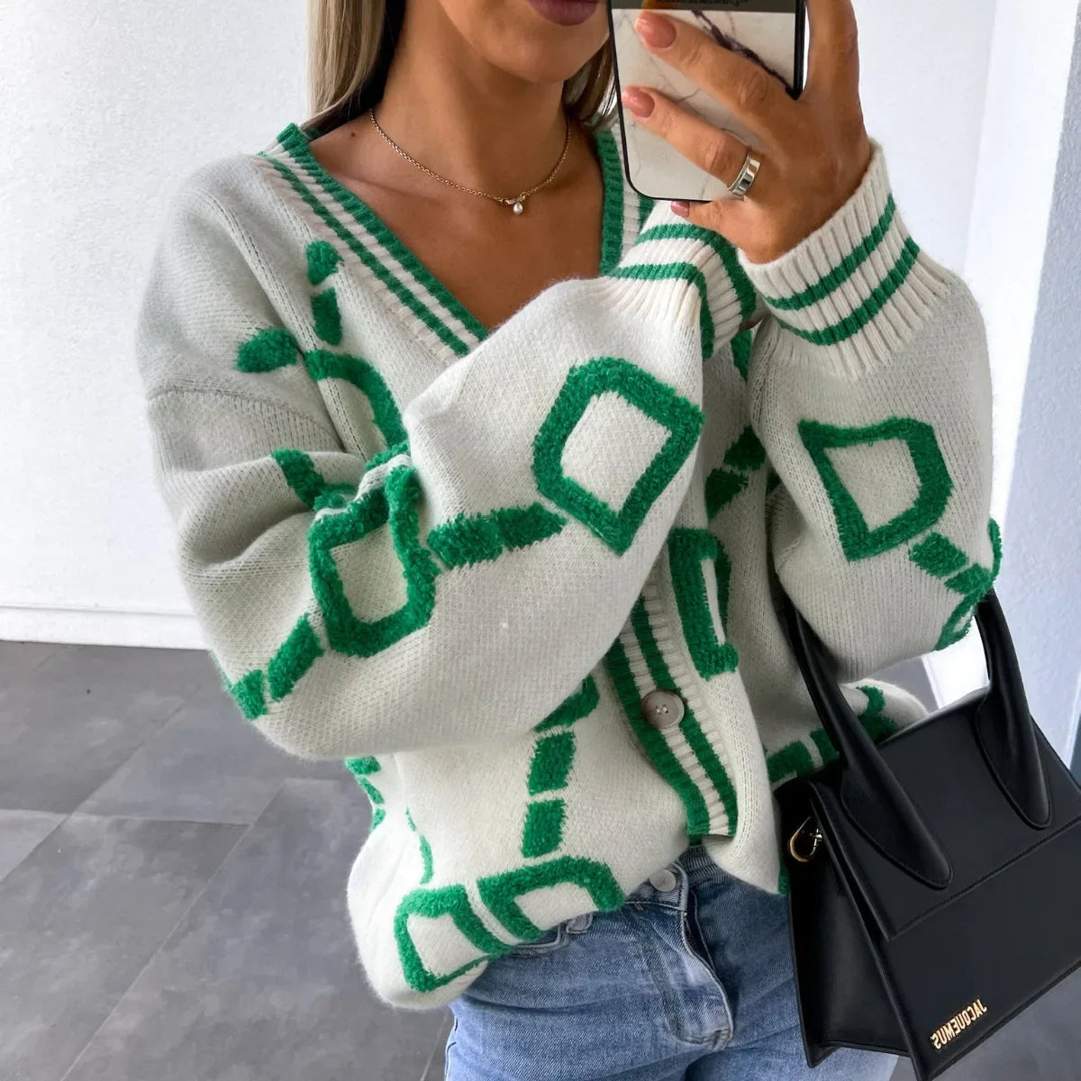 Cárdigan Tejido Estampado Cuello V — Botonadura Sencilla
