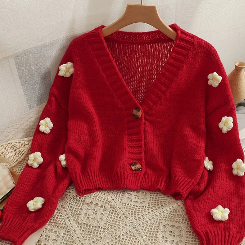 Cárdigan Corto con Flores Aplicadas — Cuello V