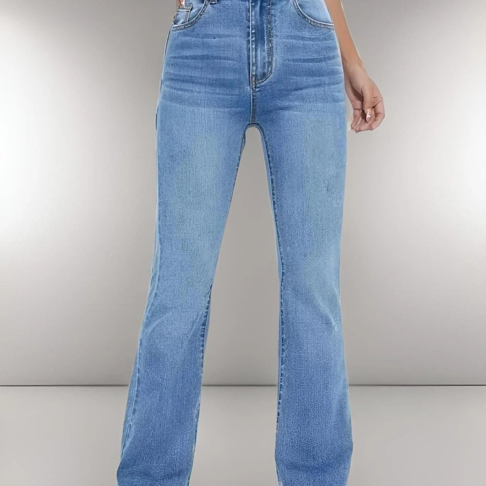 Jeans Entallados Lavados Tiro Alto — Estilo Casual Versátil