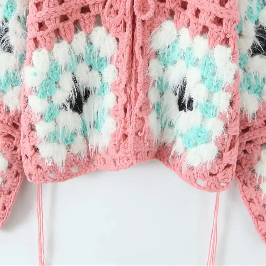 Cárdigan Crochet Peludo Rosa — Lazo y Flecos