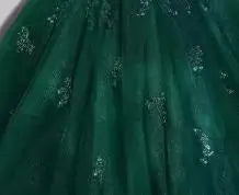 Vestido de Fiesta Brillante para Quinceañera — Falda Amplia con Lazo