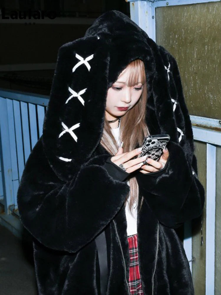 Abrigo Oversize de Piel Sintética con Orejas de Conejo — Kawaii