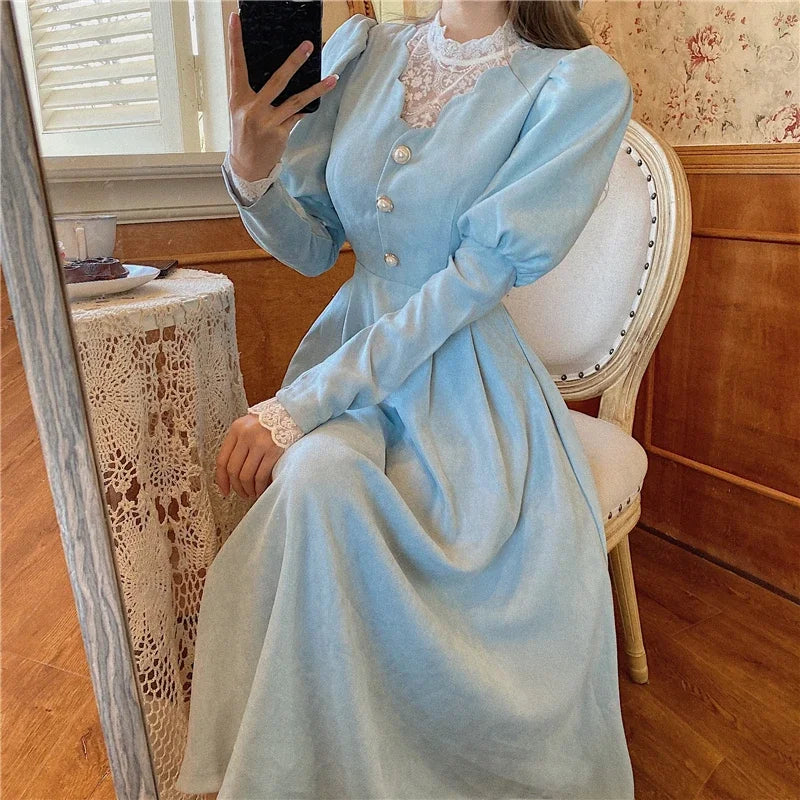 Vestido Midi de Encaje en Parches — Estilo Coreano Vintage