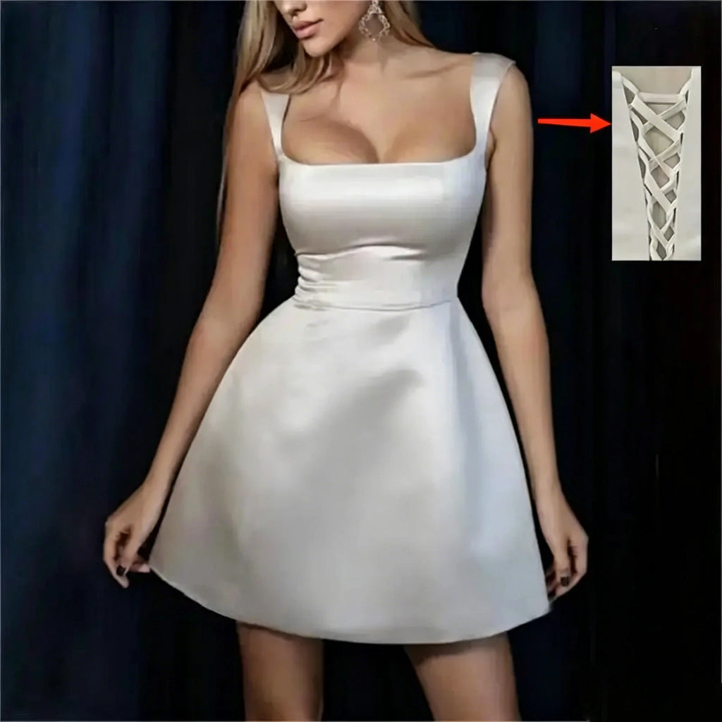 Vestido Corto de Satén Blanco — Escote Cuadrado, Dama de Honor