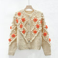 Cárdigan Crochet con Pompones y Bordado Floral