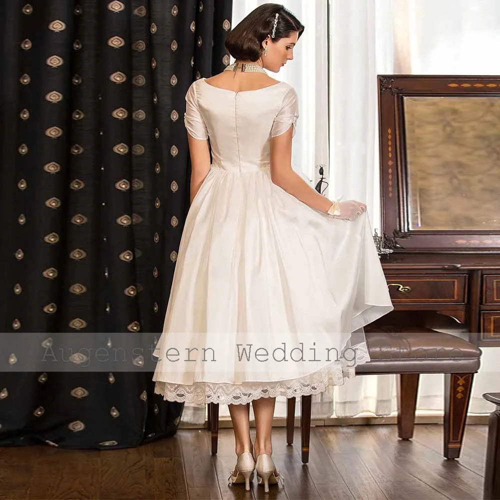Vestido de Novia de Satén Marfil — Escote V y Plisado