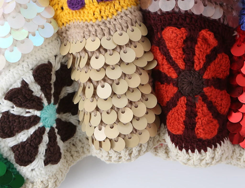 Cárdigan Crochet con Pedrería y Lentejuelas — Manga Farol
