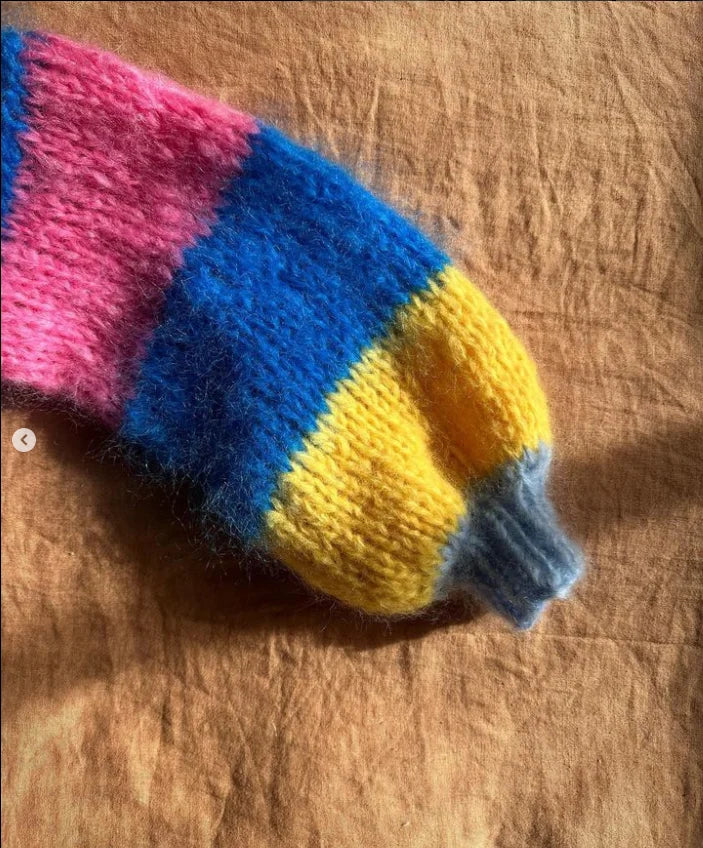 Sweater de Mohair a Rayas Bicolor — Tejido a Mano