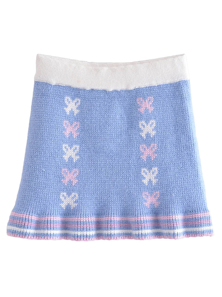 Conjunto Sweater Corto Azul con Corazones y Falda Mini — Set a Juego