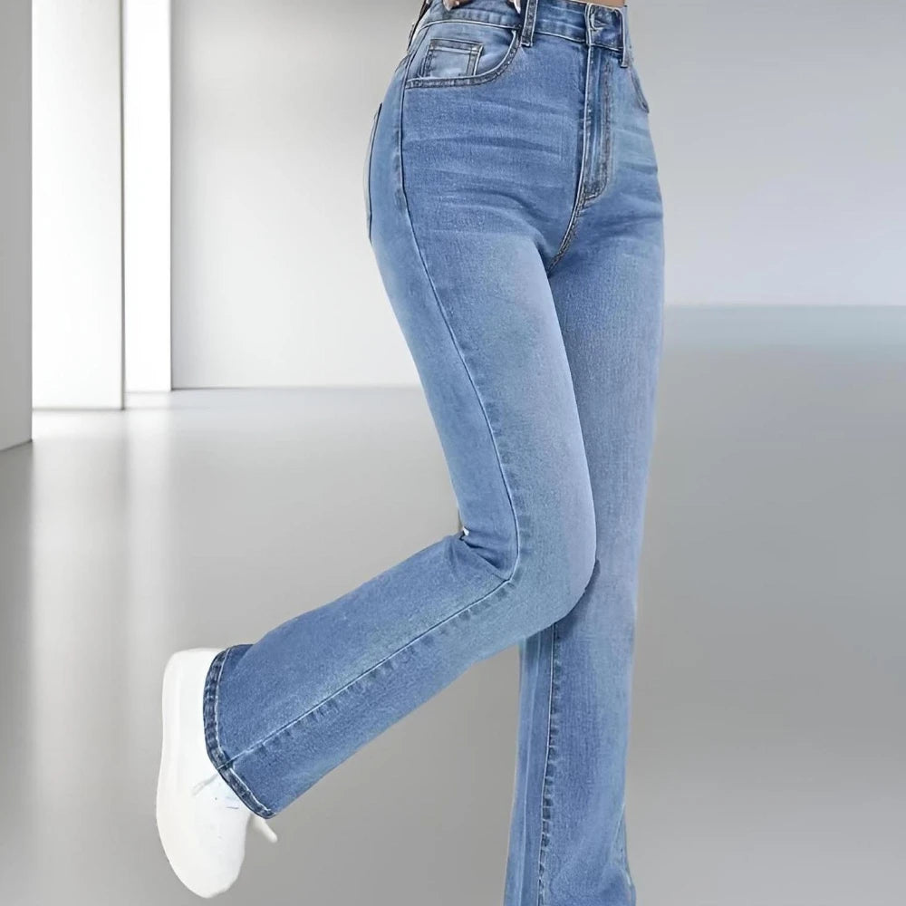 Jeans Entallados Lavados Tiro Alto — Estilo Casual Versátil