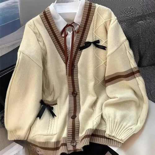 Cárdigan con Lazo Decorativo — Estilo Dulce Japonés