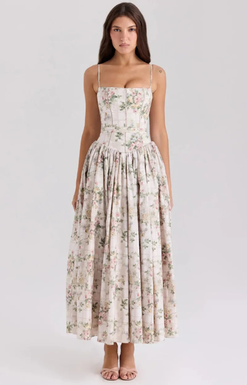 Vestido Halter Floral Entallado — Estilo Casual Chic