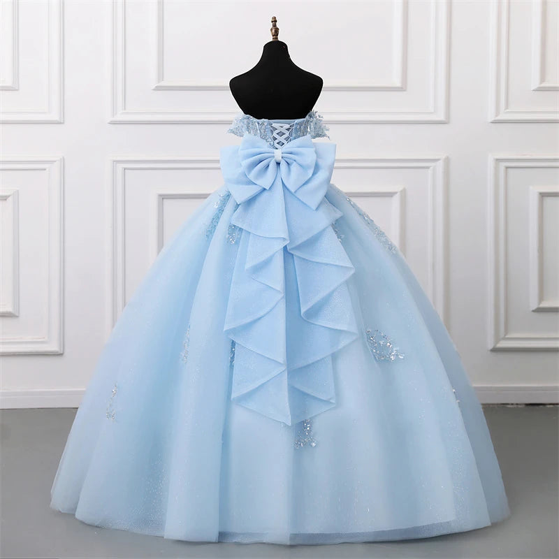 Vestido de Fiesta Brillante para Quinceañera — Falda Amplia con Lazo