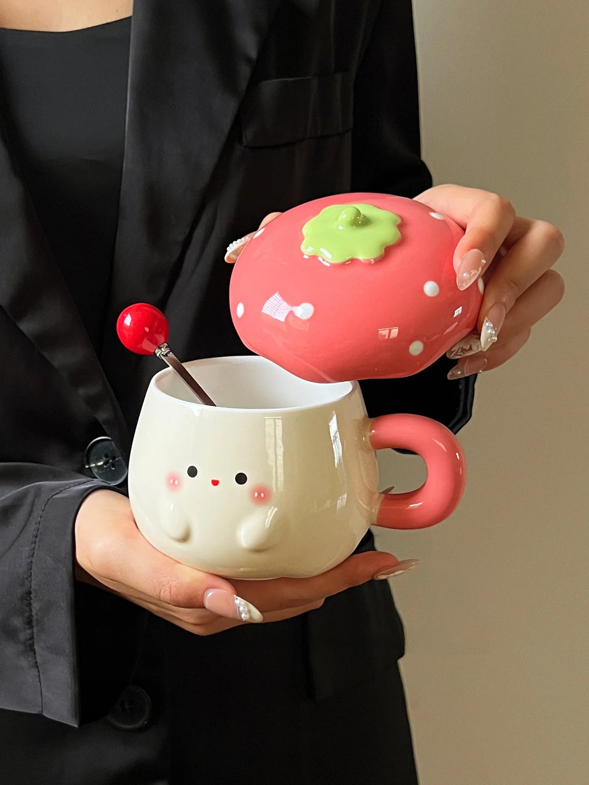 Taza Fresa con Tapa y Cuchara