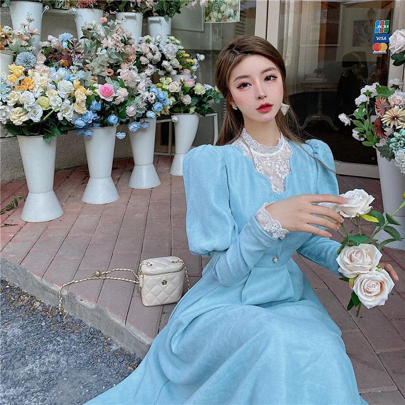 Vestido Midi de Encaje en Parches — Estilo Coreano Vintage