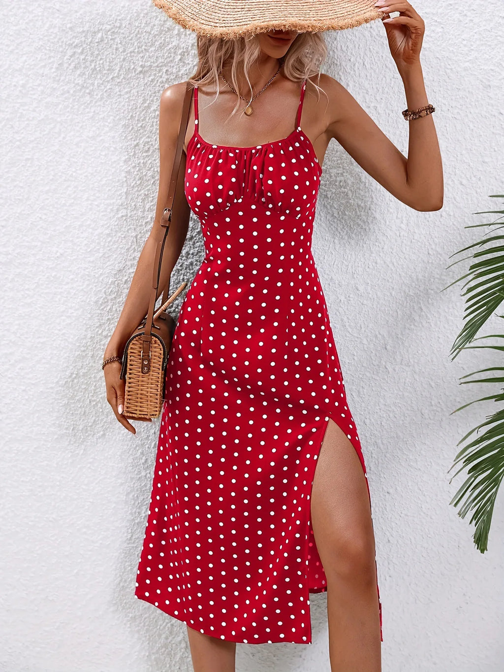 Vestido Boho de Tirantes Floral — Escote Cuadrado y Abertura