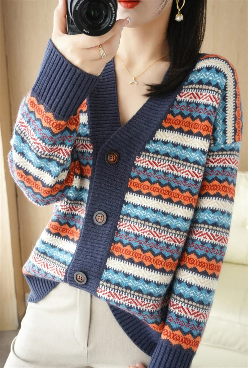 Cárdigan Estampado con Botones — Cuello V Vintage