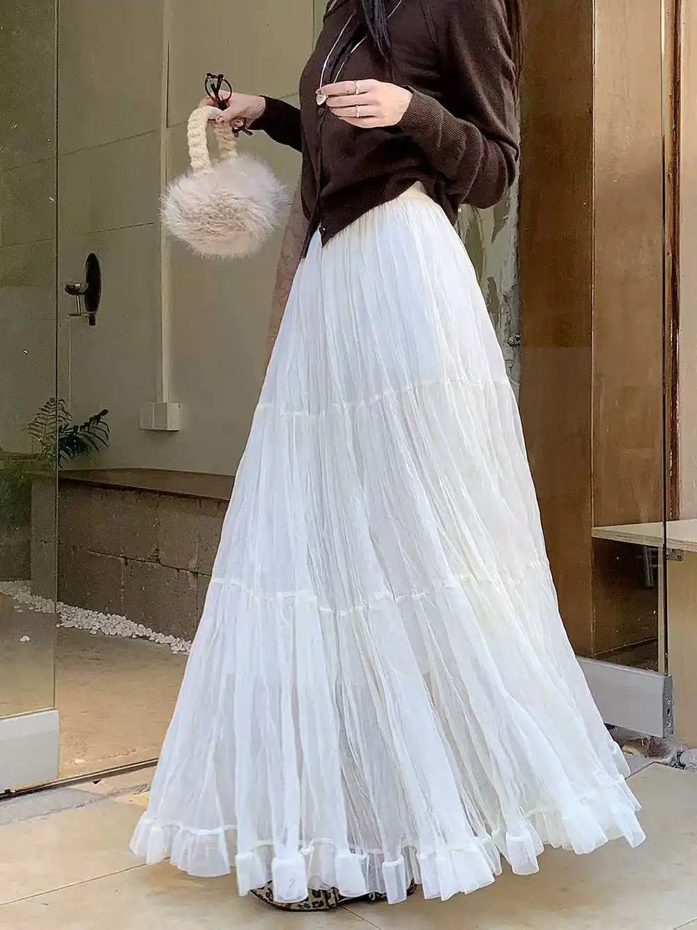 Falda Plisada Cintura Elástica — Fluida y Elegante