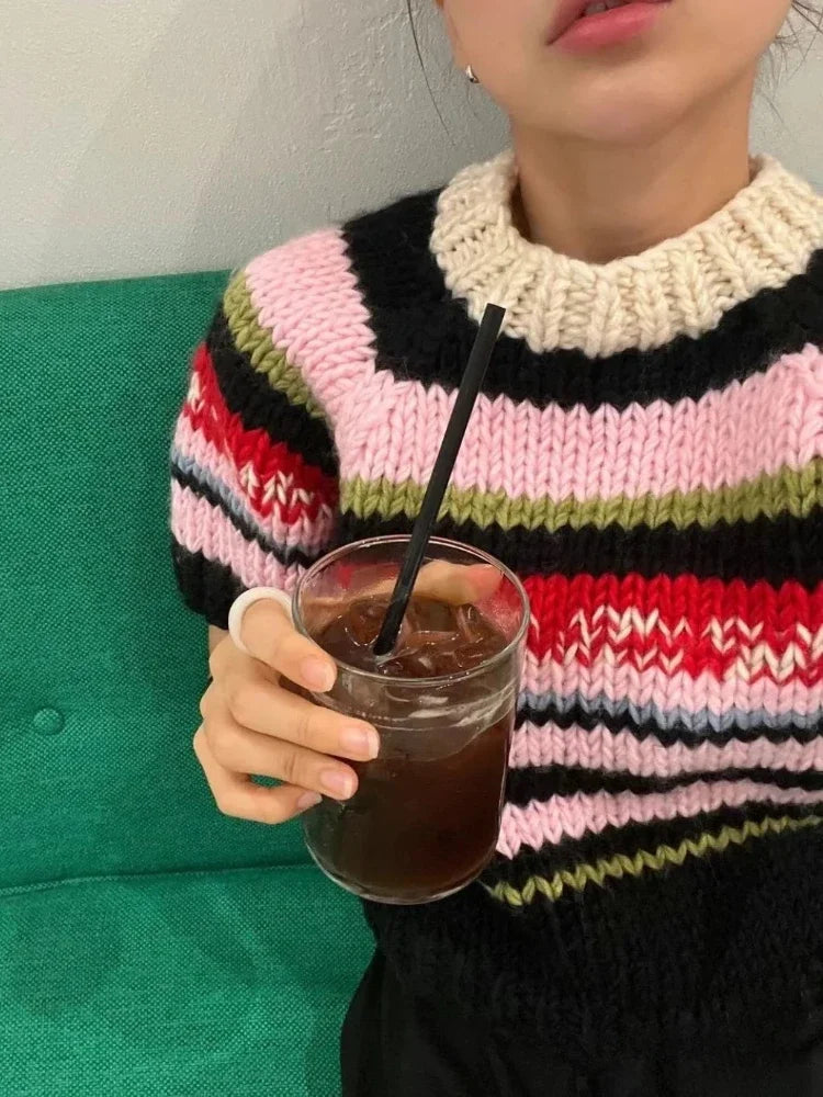 Sweater Corto a Rayas Arcoiris — Mezcla de Lana